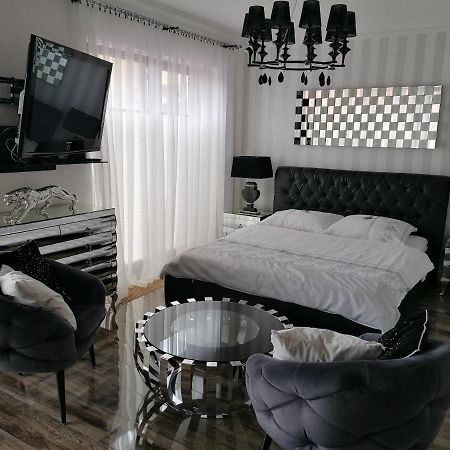Apartamenty De Soleil Устка Екстериор снимка